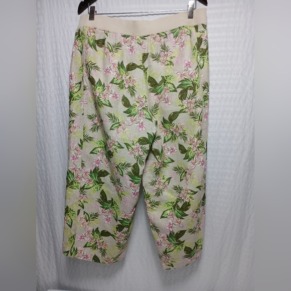 J.Jill 100% Tropical  Linen Floral Capris. Size M Petite - Picture 3 of 10